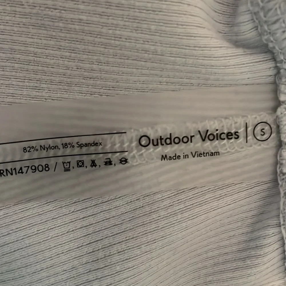 Outdoor Voices Ribbed Flare Legging Size Small